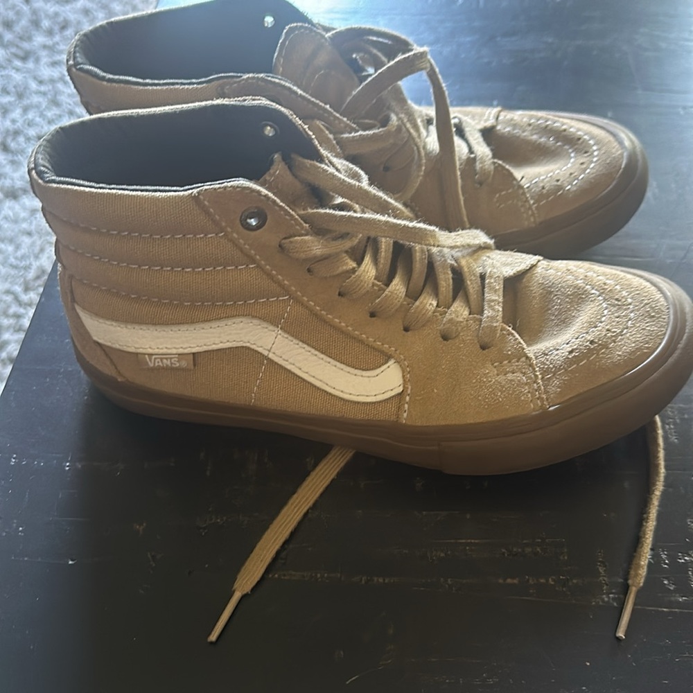Van’s 90’s 2000’s  beige/tan hi-tops Men’s size 6.5